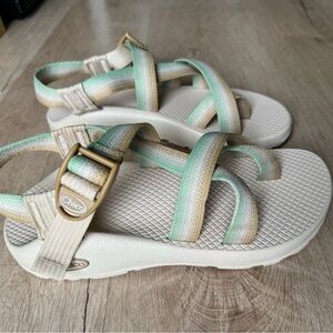 Chaco Women's Sandals in Mint and Beige
